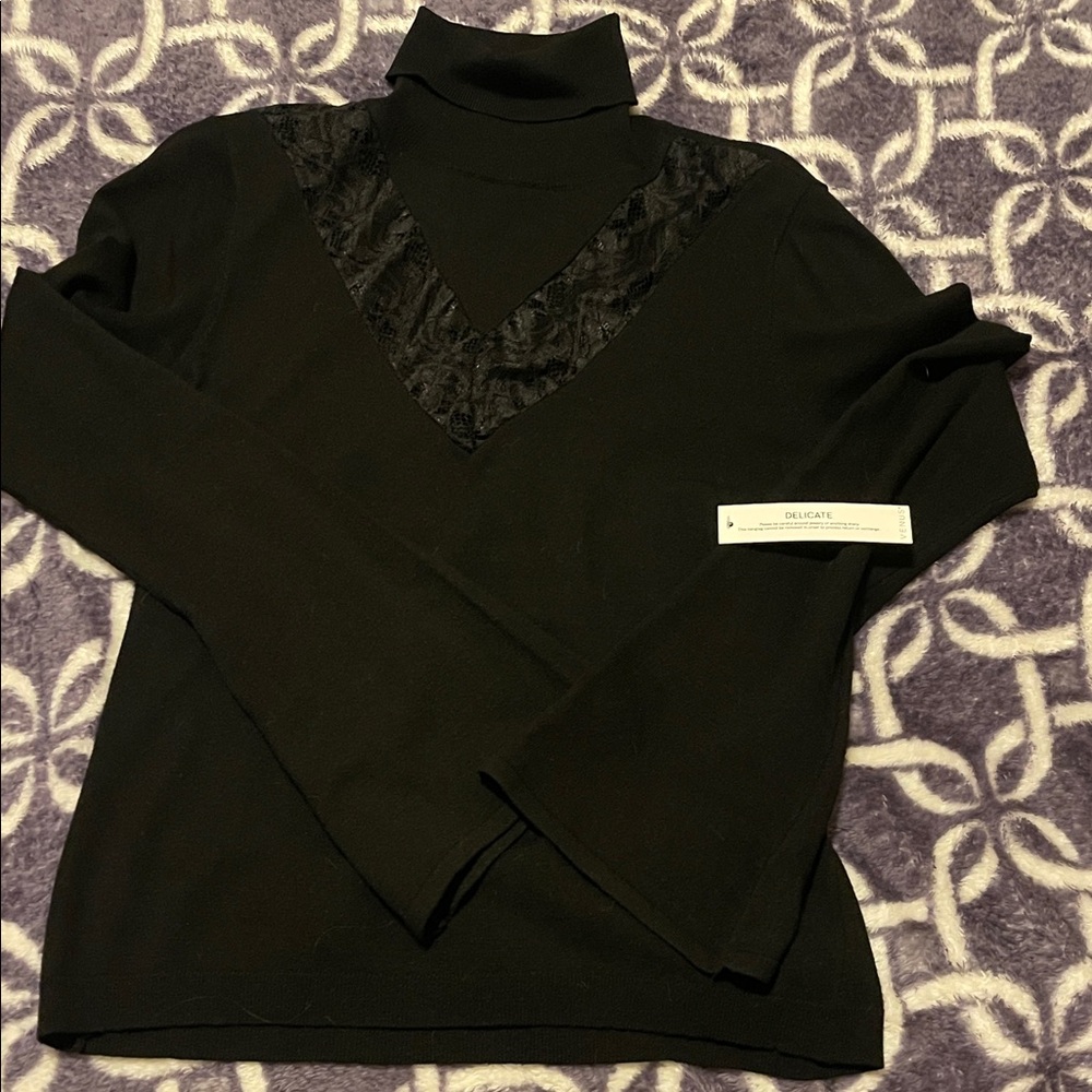 VENUS Black Turtleneck Sweater